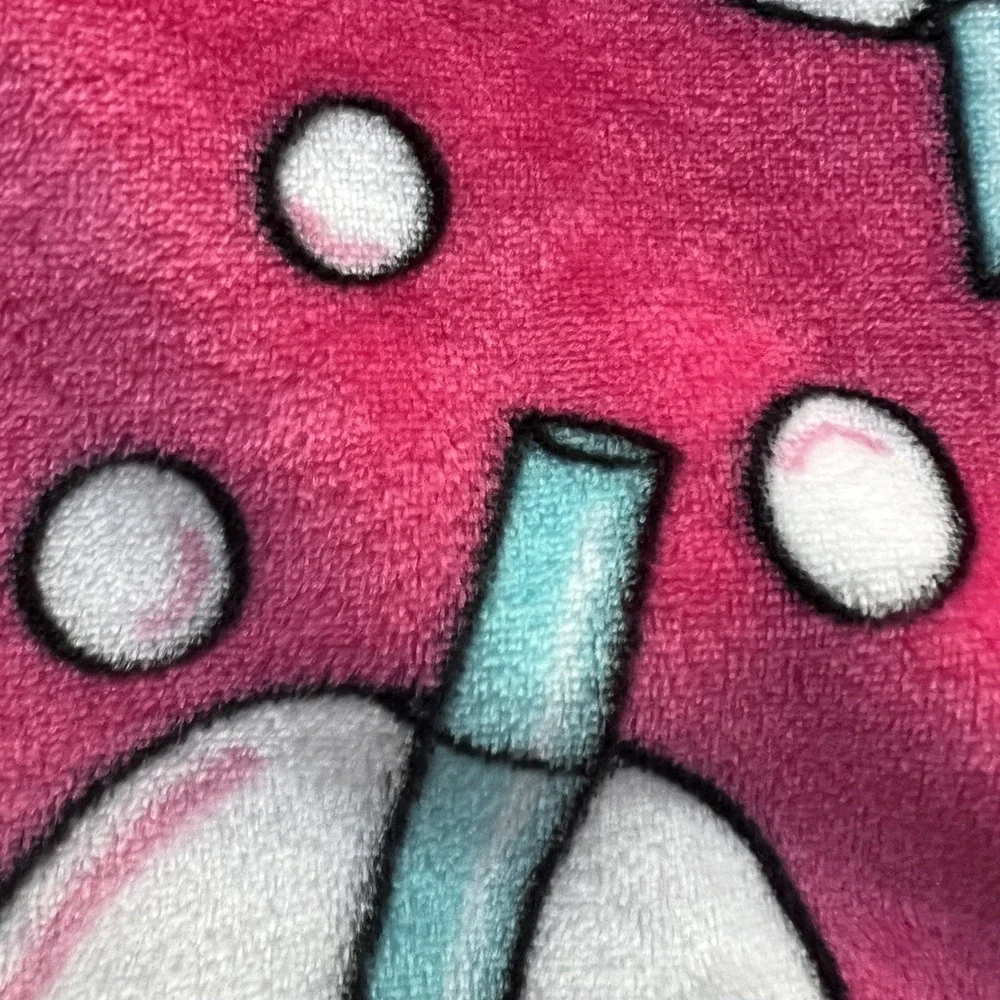 Betsey Johnson Pink Ultra Plush Boba Tea Drink Throw Blanket 50 x 60 NWT